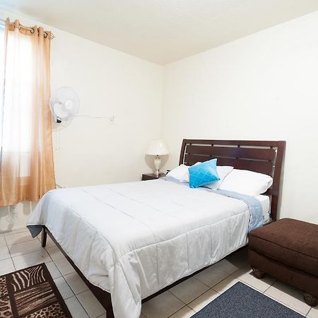 Studio And 1 Bedroom Apartments - Bronx New York Exterior foto