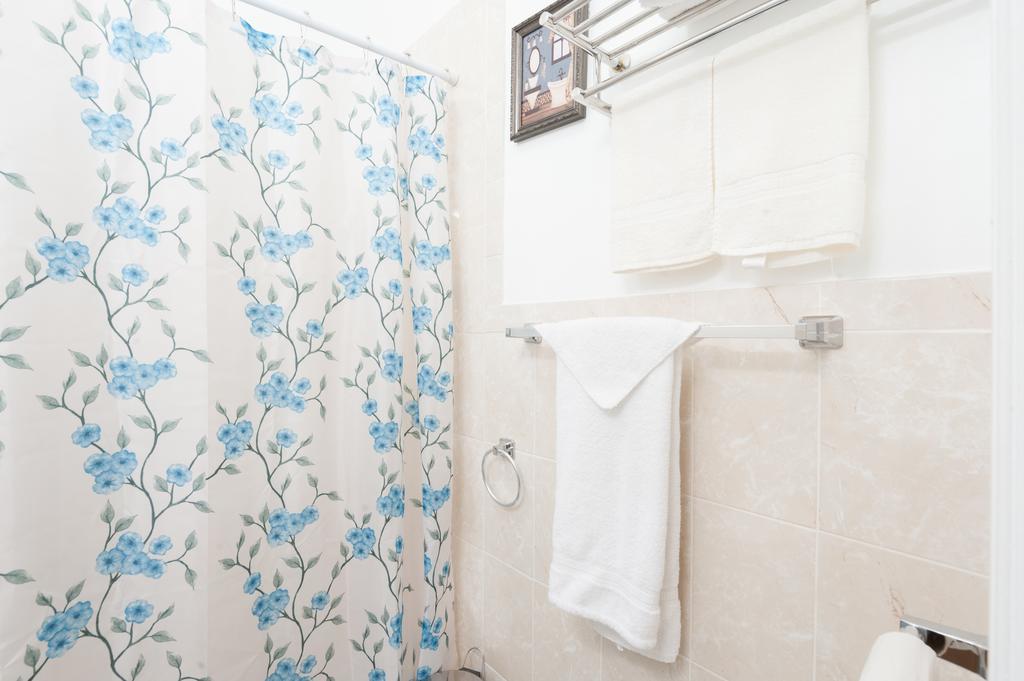 Studio And 1 Bedroom Apartments - Bronx New York Exterior foto