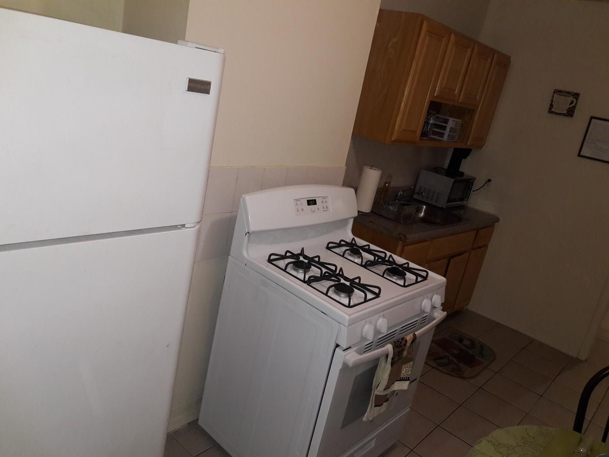 Studio And 1 Bedroom Apartments - Bronx New York Exterior foto